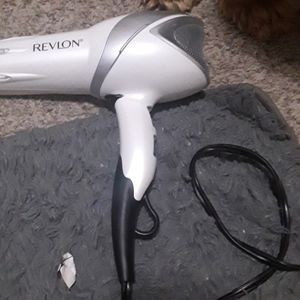 Hair dryer